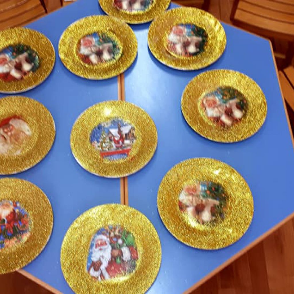 paidikos-stathmos-karatziou-eikastika